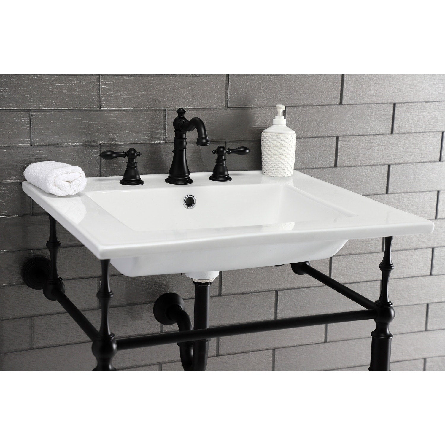 American Classic Widespread Bathroom Faucet