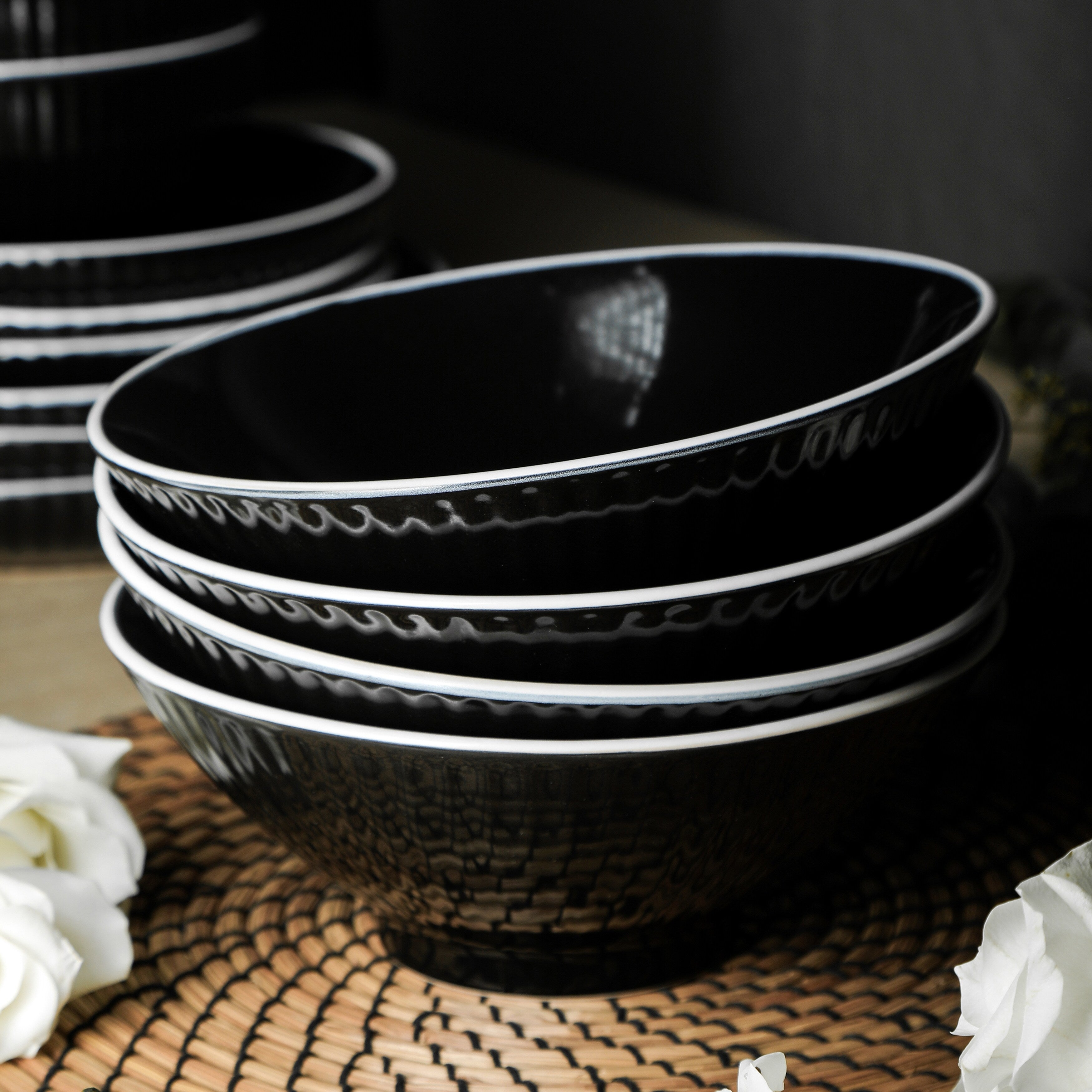 Christian Siriano Lustra Stoneware Dinnerware Set