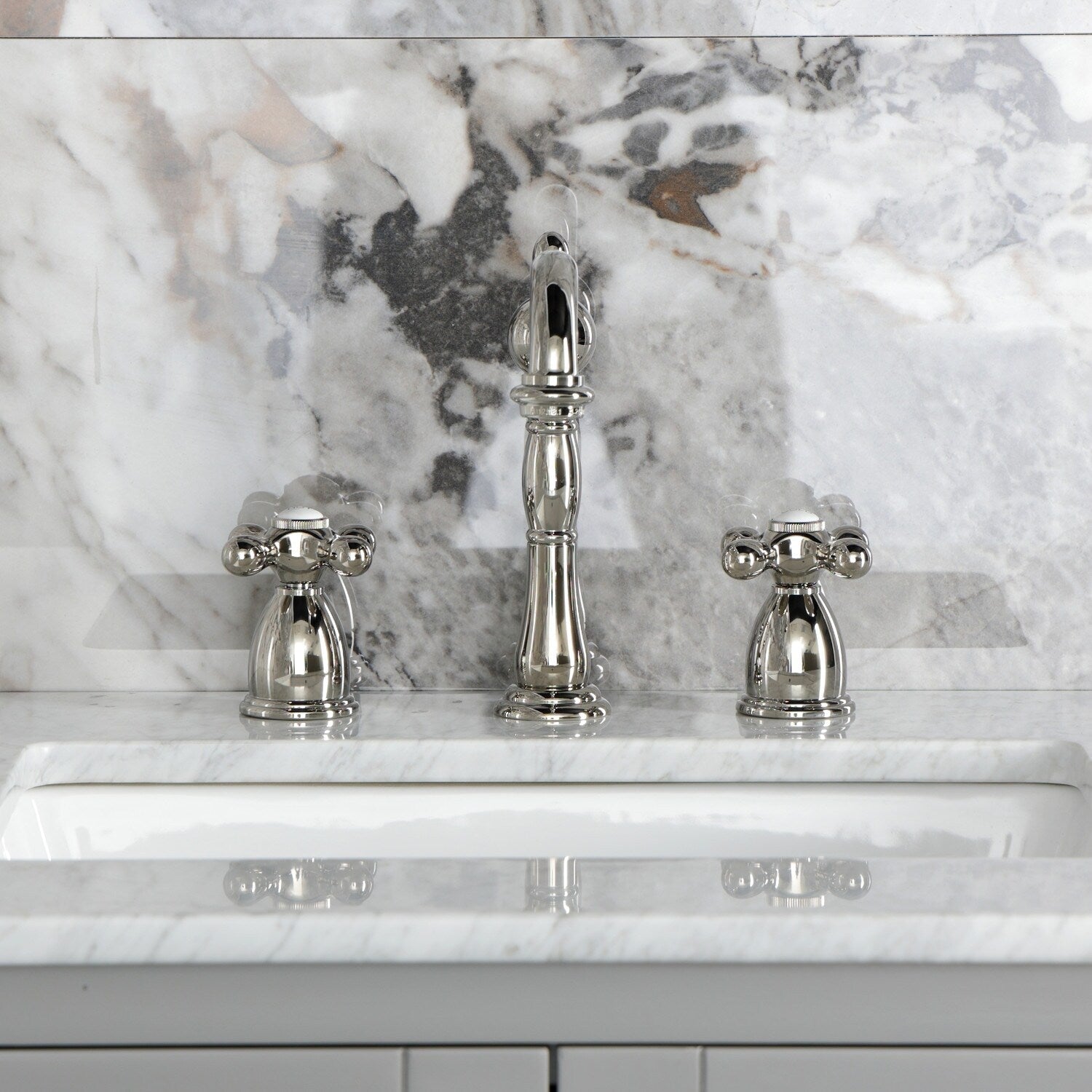 Heritage 8 in. Widespread Bathroom Faucet