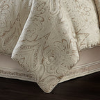 J. Queen New York Trinity Comforter Set