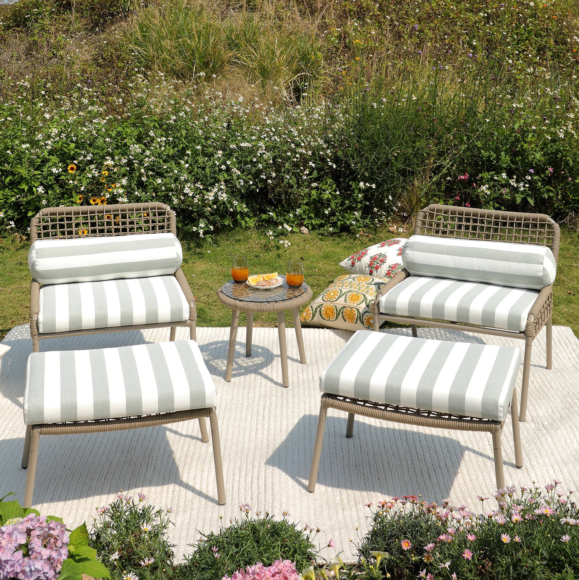 Aurora Cream Outdoor Hand Braided PET Rug