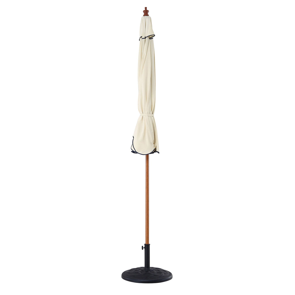 Beige 2.6M Octagonal Crank and Tilt Parasol with Navy Scalloped Edge
