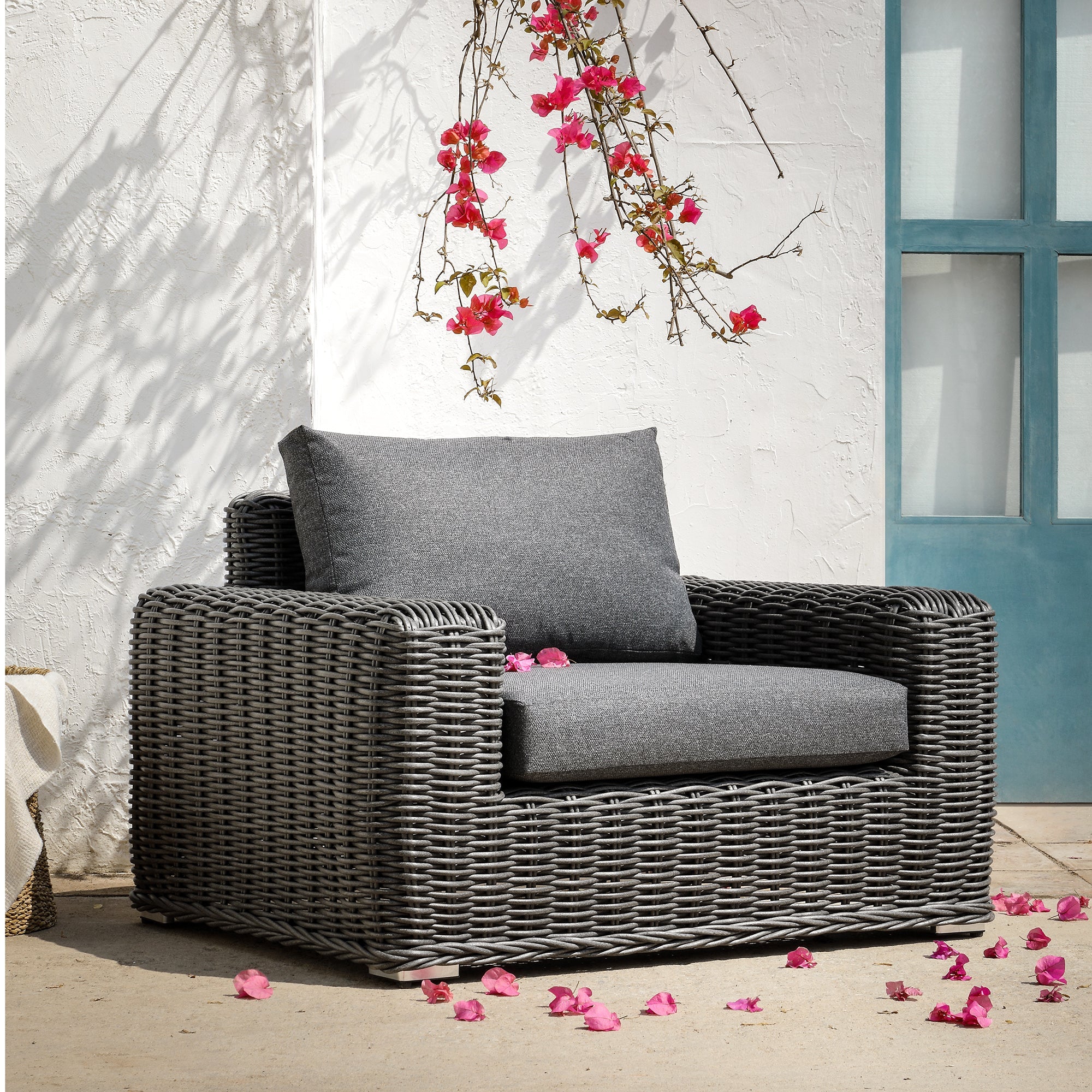 Bellagio Round Wicker Outdoor 1-Seater Sofa, Dark Grey