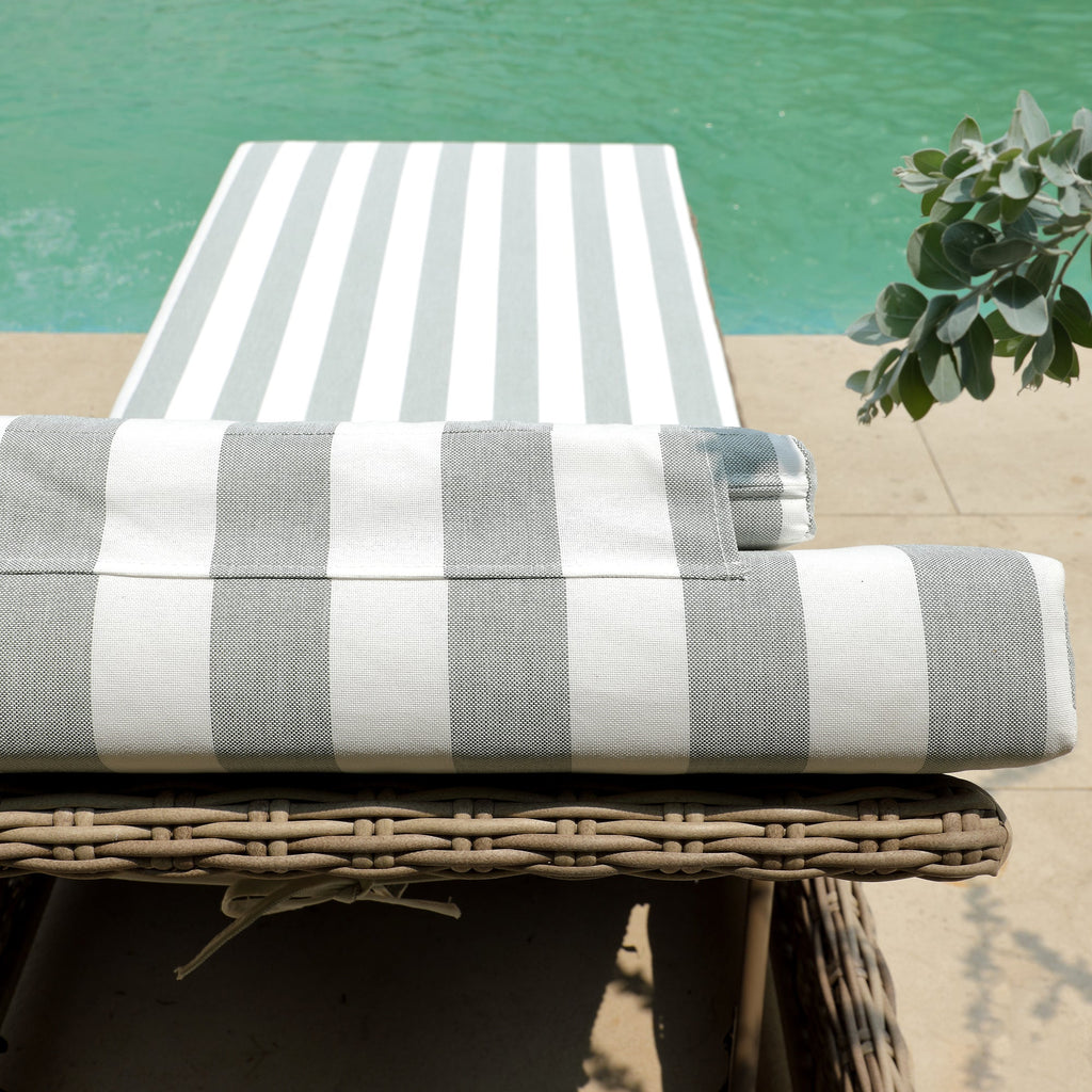 Bellagio Round Wicker Sun Lounger with Headrest, Natural with Sage Stripes